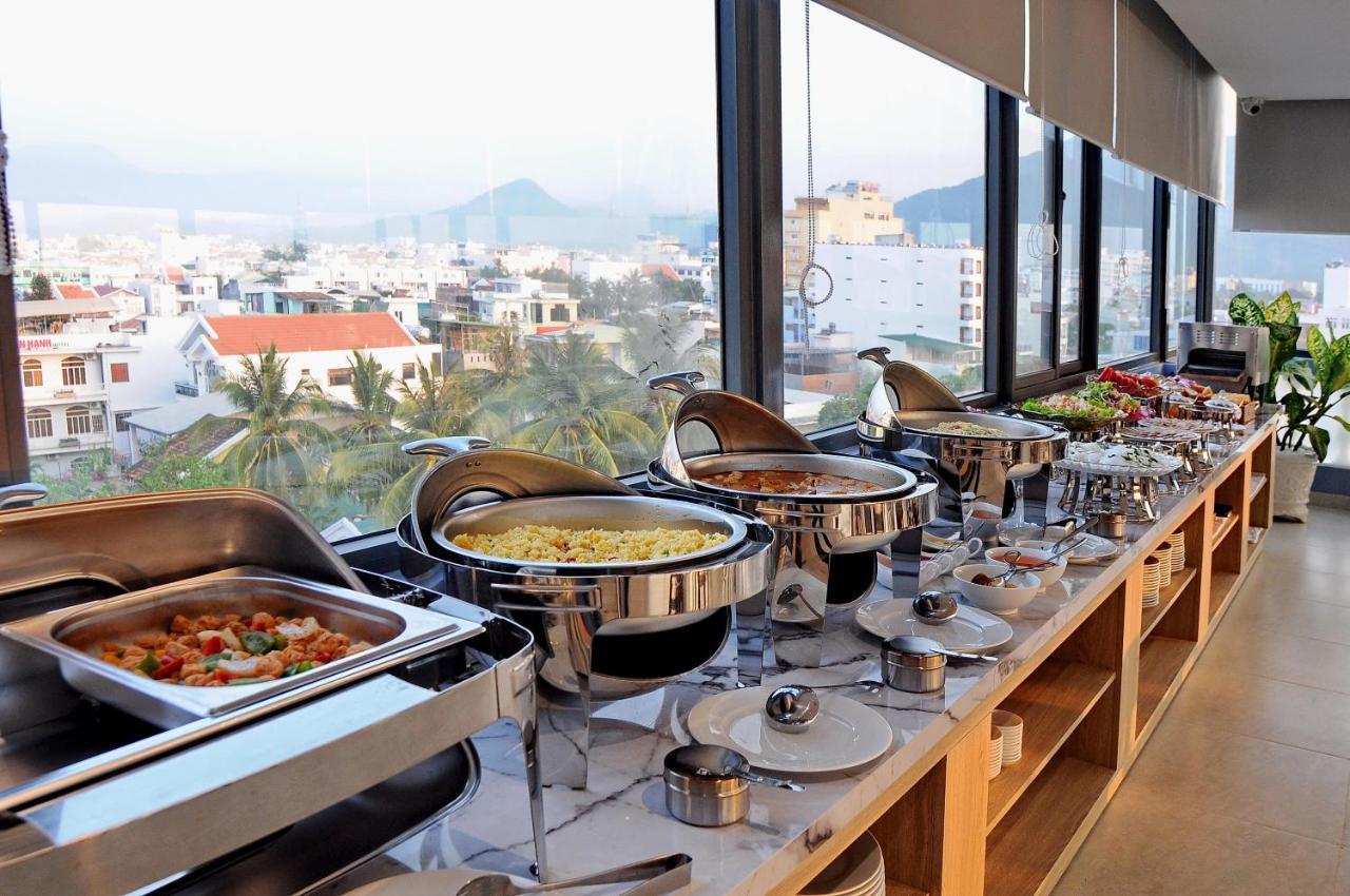 Arise Seaside Hotel Нячанг Экстерьер фото